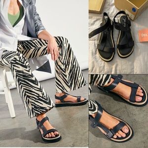 *Sold Free People Raven Leather Sandals black size 38 (US size 8) new with box